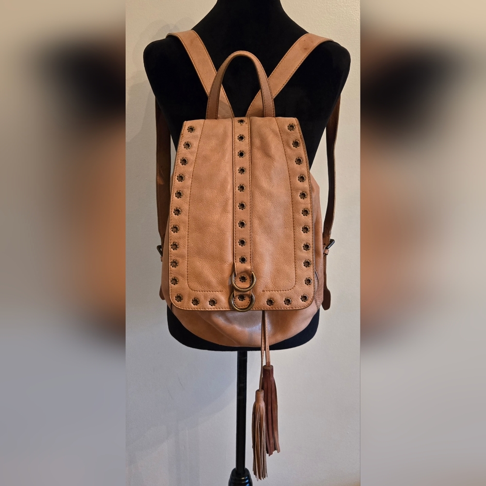 Frye And Co Evie Tan Leather Backpack Bag Purse Rivets Tassels Flaws